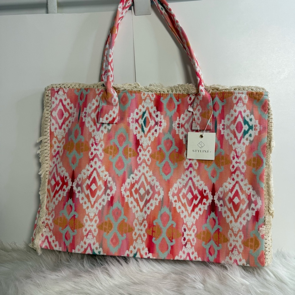 Aztec Print Tote - Picture 1 of 5